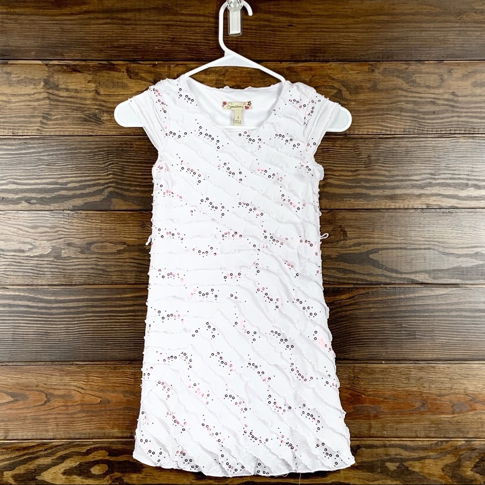 Speckless Size 7 White Dress With Red Sequins